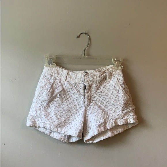 girls size 10 white designed shorts - Picture 1 of 1